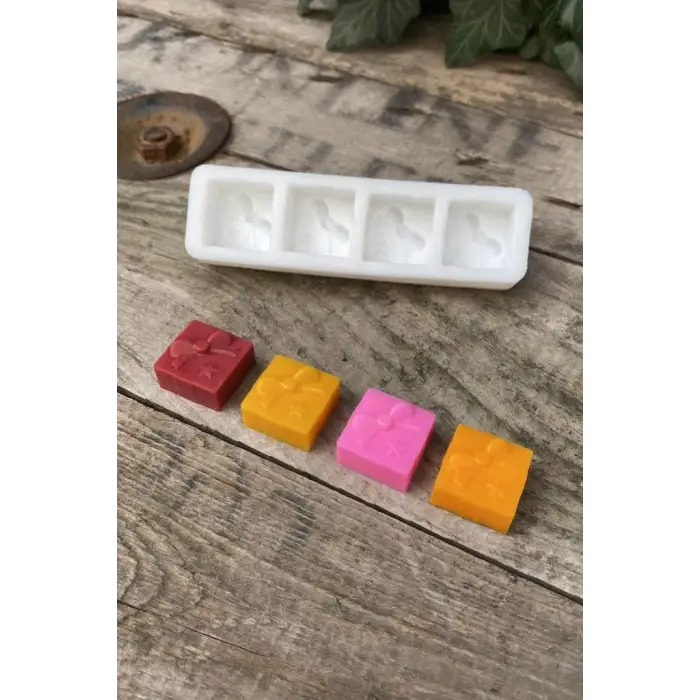 Silikon Paket Mini Dörtlü Mum Kalıbı