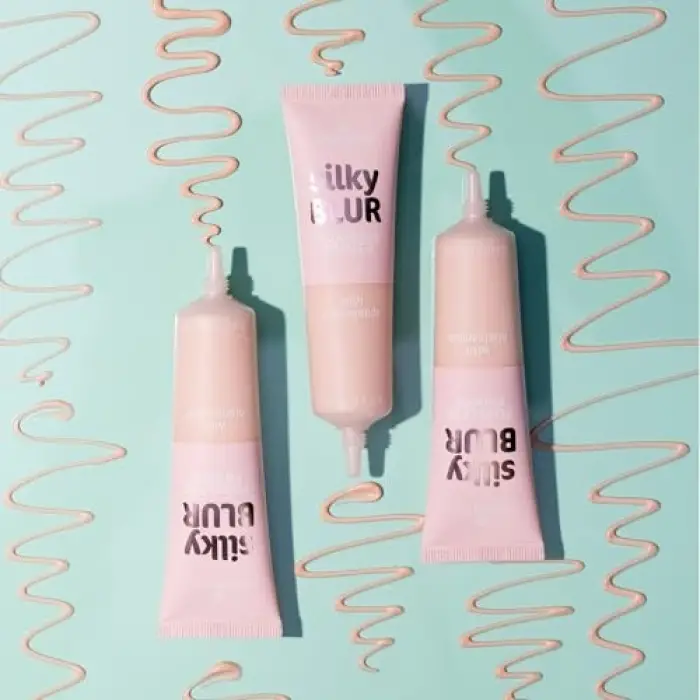 Silky Blur Poreless Primer