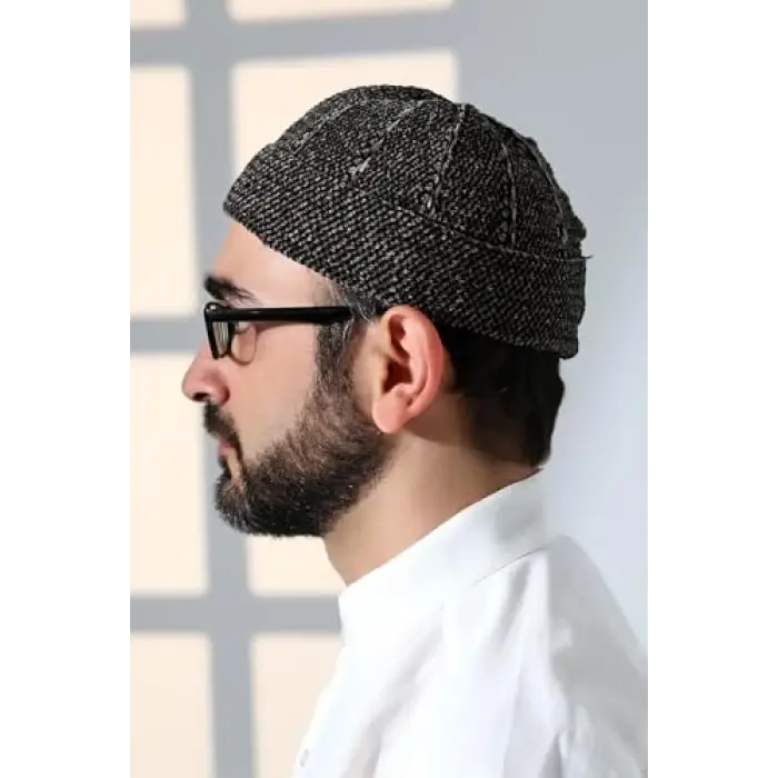 Siyah Katlamalı Çift Renk Kışlık Kadife Takke