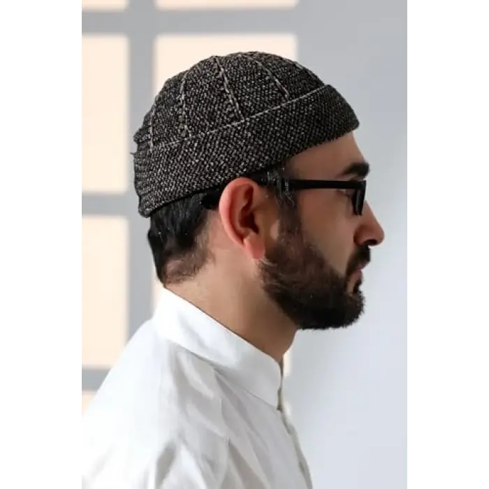 Siyah Katlamalı Çift Renk Kışlık Kadife Takke