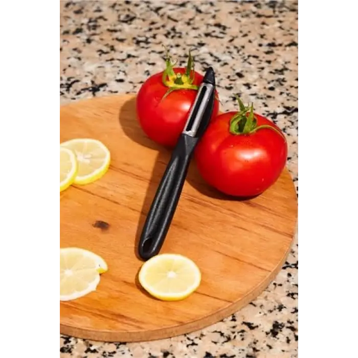Siyah Meyve Sebze Soyacağı
