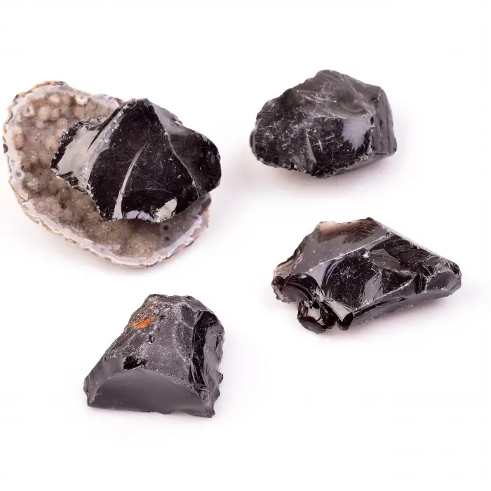 Siyah Obsidyen Taşı Ham Kütle
