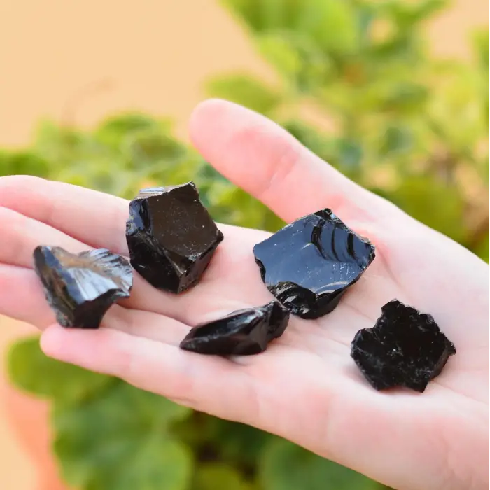 Siyah Obsidyen Taşı Ham Kütle