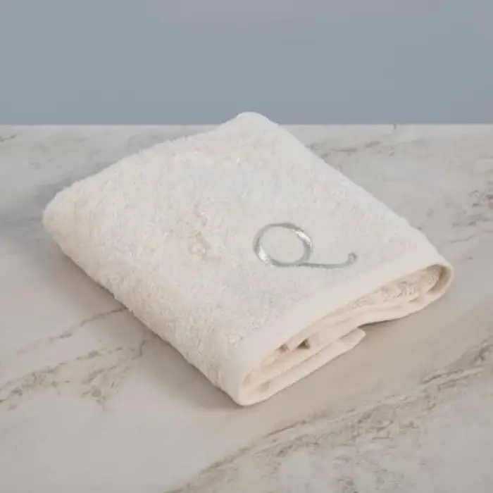 Solid Nakışlı Yüz Havlusu 50x90 cm Ekru