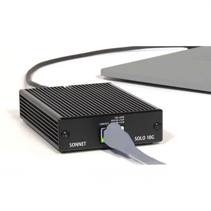 Solo 10 G Thunderbolt 3 Ethernet Adaptörü 10 Gbase, Siyah