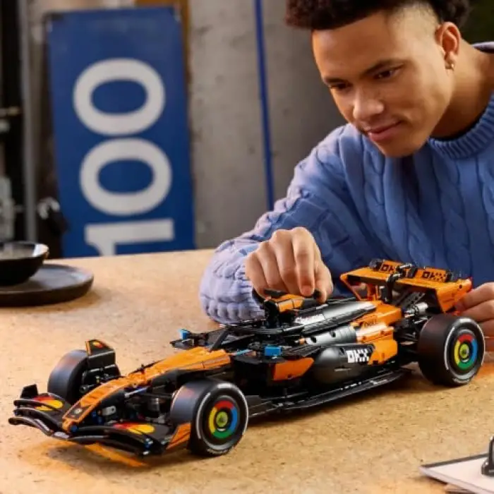 Technic McLaren MCL39 F1 Araba Yapım Seti 42228