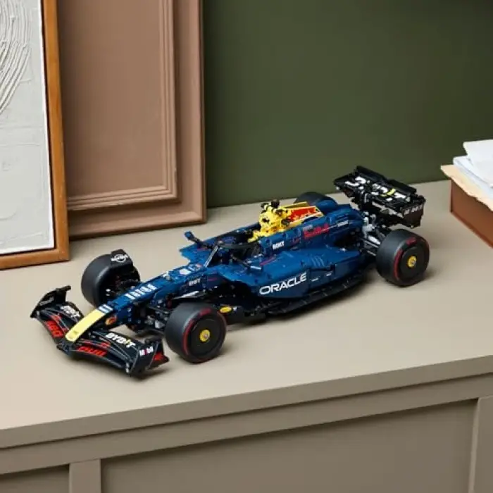 Technic Oracle Red Bull Racing RB20 F1 Araba 42206