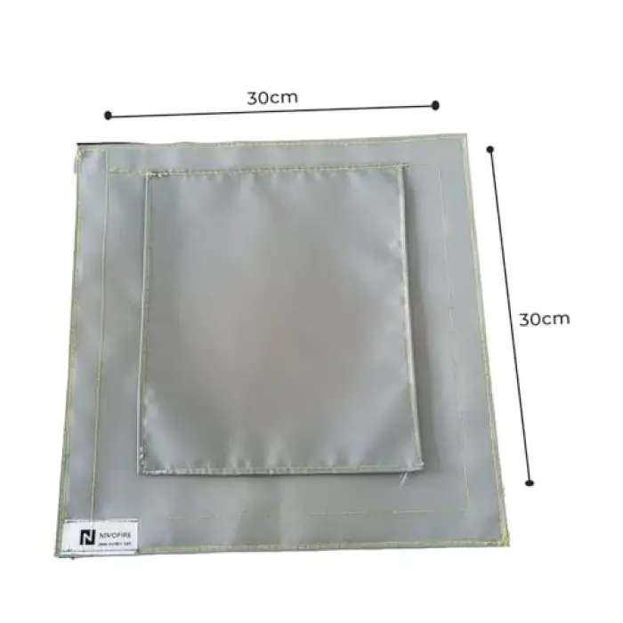Tek Katlı Kamp Çadırı Sobası Baca Çıkışı 30x30 cm