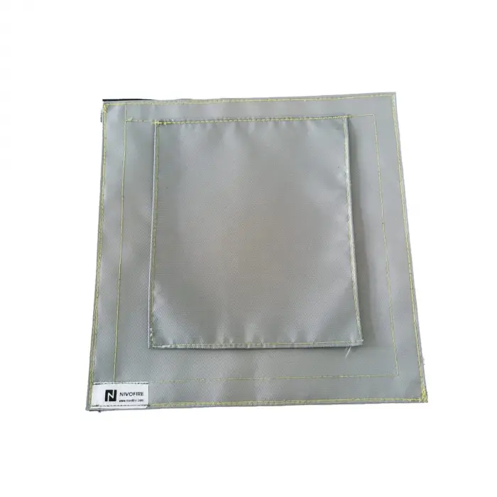 Tek Katlı Kamp Çadırı Sobası Baca Çıkışı 30x30 cm