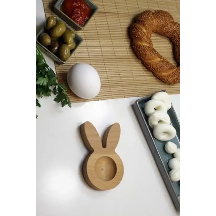 Tekli Tavşan Figürlü Ahşap Yumurtalık, Sofra Sunumu