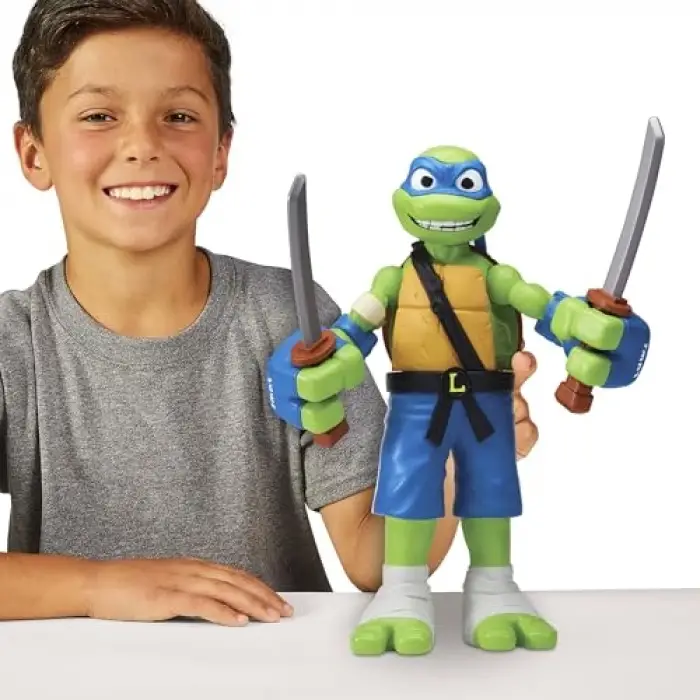 Turtles Giant Roll N Punch Leonardo, 12 İnç Ölçekli Figür