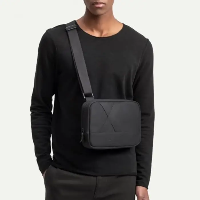 Unisex Vaantha çapraz mini çanta Tar