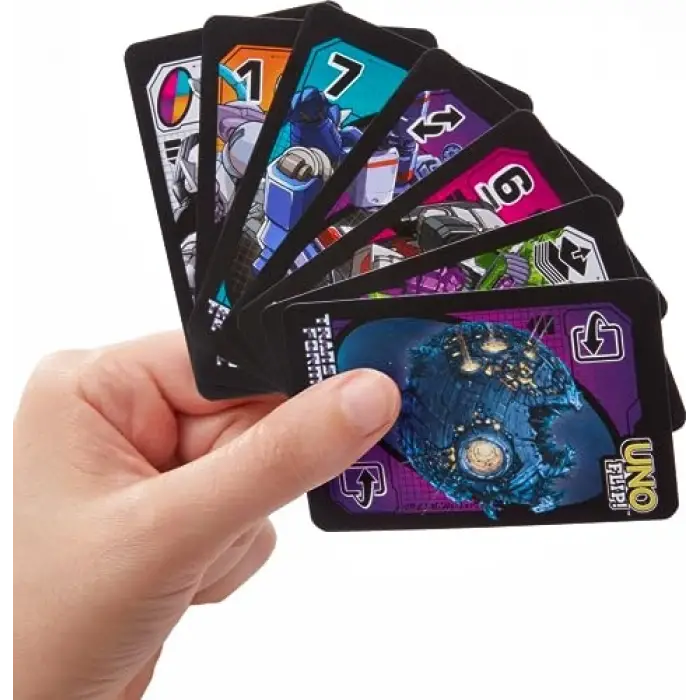 Uno Flip! Transformers kart oyunu