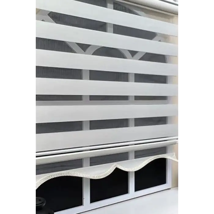 Zebra Stor Perde Ekru Etek Dilimli Stb-400-V02