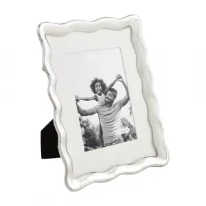 4X6 Dalgalı Metal Çerçeve; 9 1/4 X 7