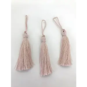 Açık Pudra Püskül 7 Cm