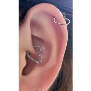 Çelik Kalp Figürlü Helix Daith Piercing, gümüş1