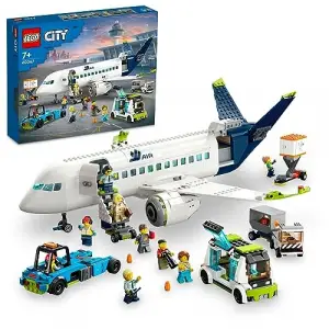 City Yolcu Uçağı 60367