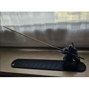 Dekoratif tütsülük Samuray Samurai warrior posing - incense stick holder