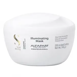 Diamond Illuminating Linen Semi Mask 200ml