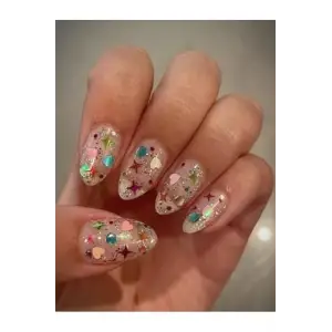 Kalpli Yıldızlı Glitter Oje