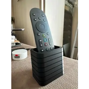 Siyah Tekli Modern Kumanda Tutucu Standı