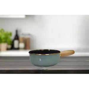 Soft Green Emaye Ahşap Kulplu Mini Tava
