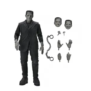 Universal Monsters Ultimate Frankensteins Monster, Black & White Figür