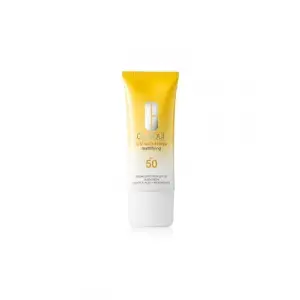 Uv Solutions Mattifying Mat Bitiş Güneş Kremi SPF50 40 ml