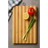Bambu Kesme Tahtası – 26x36 cm Metal Kulp­lu Doğal Ahşap Kesim Panosu, Sebze ve Et Kesme Tahtası, Çizilmez, Hijyenik ve Dayanıklı