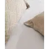 Triangle bej King Size yatak örtüsü