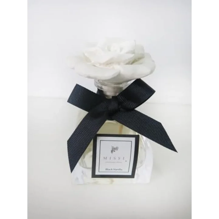 130 CC LOTUS ŞİŞE BLACK VANILLA KOKULU TAŞLI ODA KOKUSU