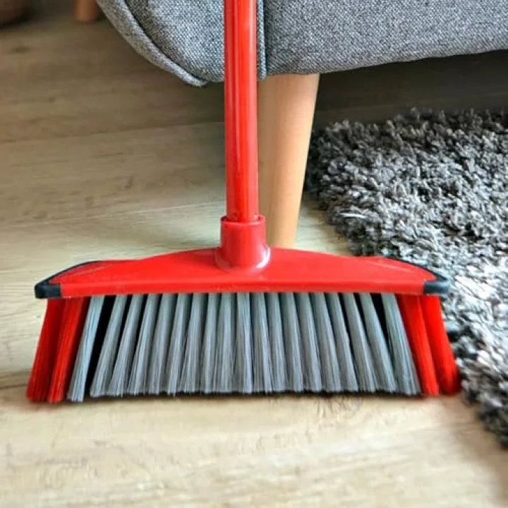 162751 3 Action 1 Fırça