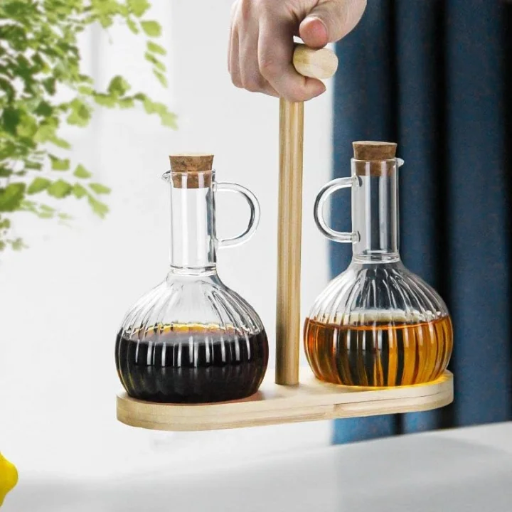 2li Bambu Stand ile Cam Yağdanlık ve Sirkelik Seti, Yemek Masası ve Sofralarınız İçin Bambu Standlı Şık Masa Üstü Yağ ve Sirke Şişeleri