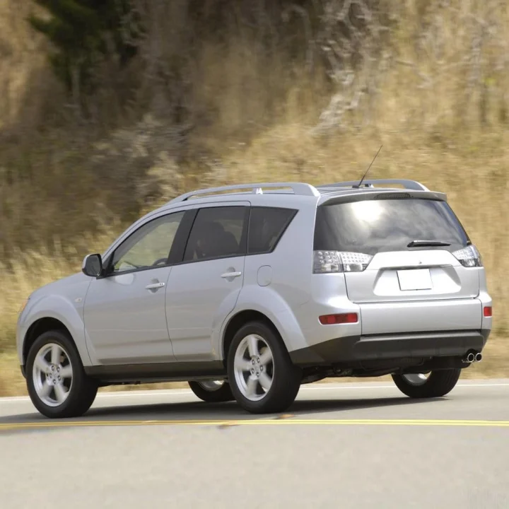 Arka Cam Sileceği 32cm Mitsubishi Outlander 2 ile uyumlu 2007-2012