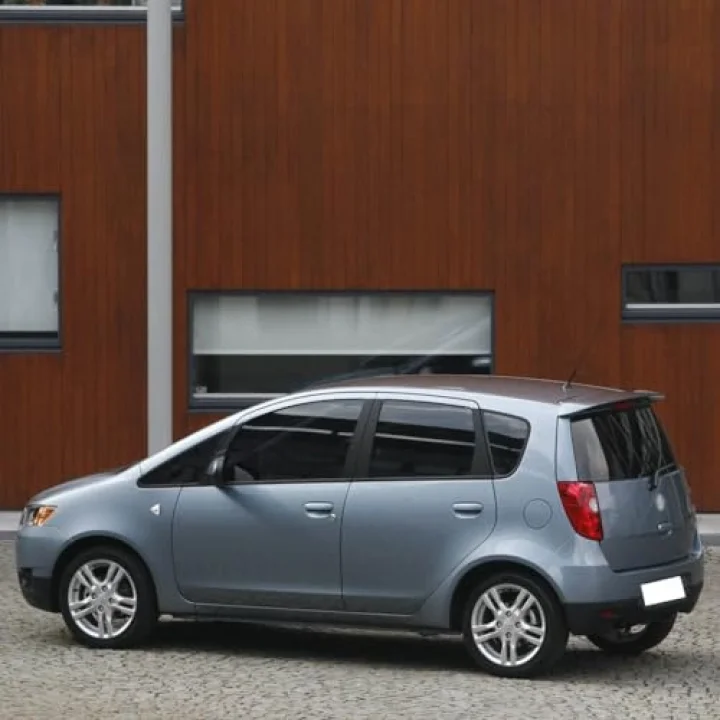 Arka Cam Sileceği Mitsubishi Colt ile uyumlu 2009-2013