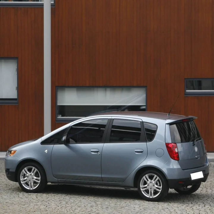 Arka Cam Sileceği Mitsubishi Colt ile uyumlu 2009-2013