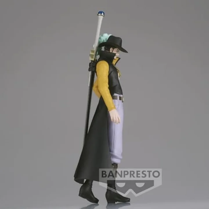 Bandai One Piece The Shukko Dracule Mihawk Figürü