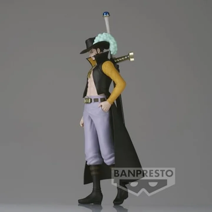 Bandai One Piece The Shukko Dracule Mihawk Figürü