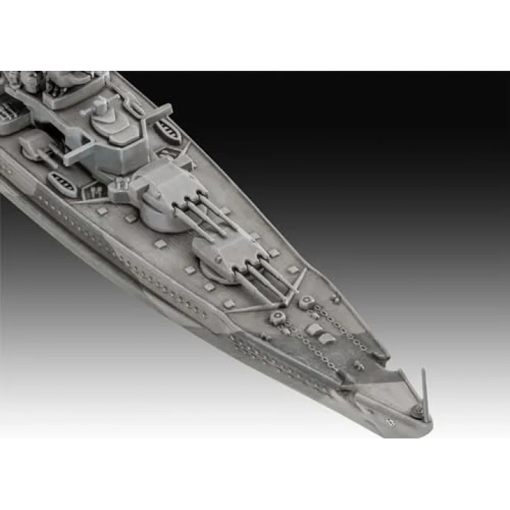 Battleship Gneisenau- model kit