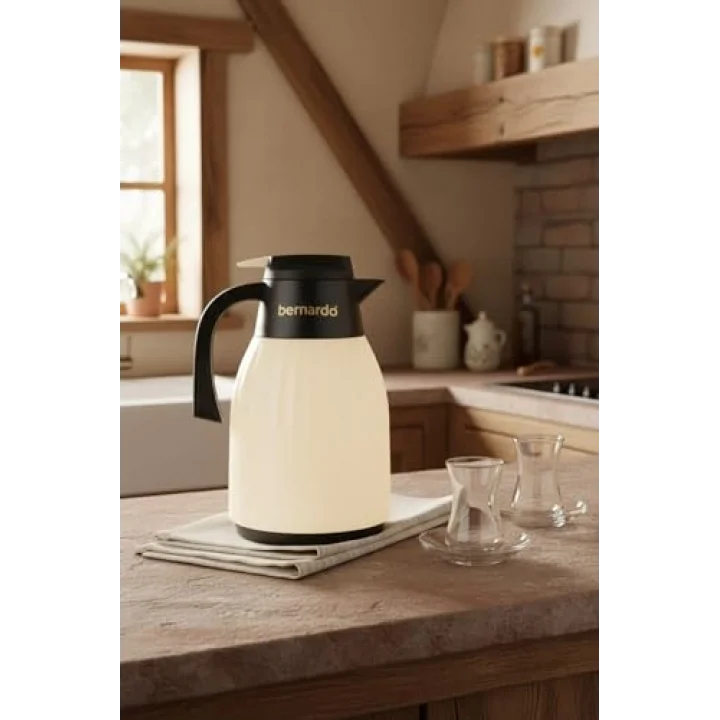 Bernardo Elantra Cam Termos Krem 1 Litre