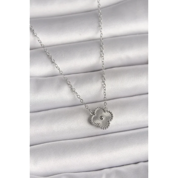 Mey İthalat® 316L Çelik Gümüş Renk İşleme Detaylı Yonca Model Kadın Kolye