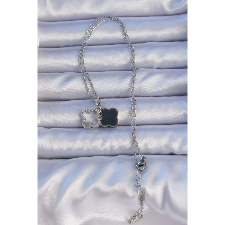 Mey İthalat® 316L Çelik Gümüş Renk Siyah Mineli Zirkon Taşlı Yonca Figürlü Kolye