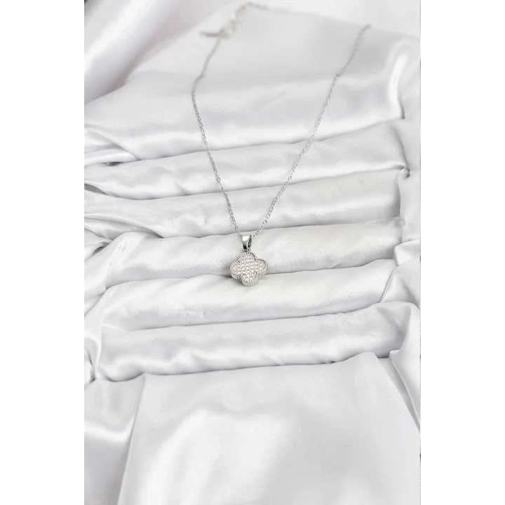 Mey İthalat® 316L Çelik Zincir Gümüş Renk Zirkon Taşlı Yonca Model Kadın Kolye