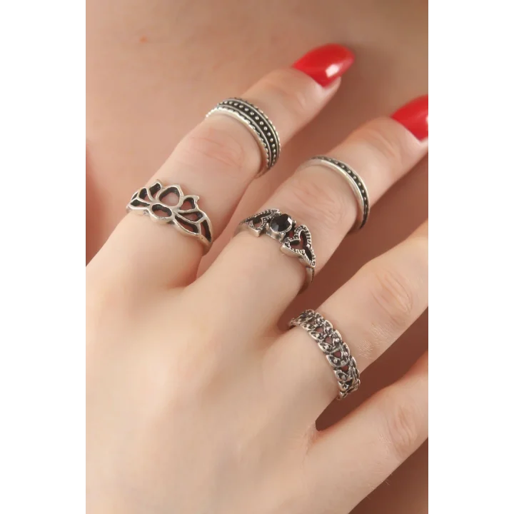 Mey İthalat® Gümüş Renk Lotus Model Siyah Kristal Taş Detay Bayan Yüzük Kombin