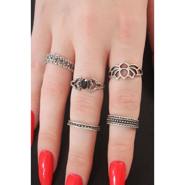Mey İthalat® Gümüş Renk Lotus Model Siyah Kristal Taş Detay Bayan Yüzük Kombin