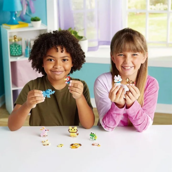 Mey İthalat® 31915 Hayvan Dostlar Seti 600 parça +4 yaş