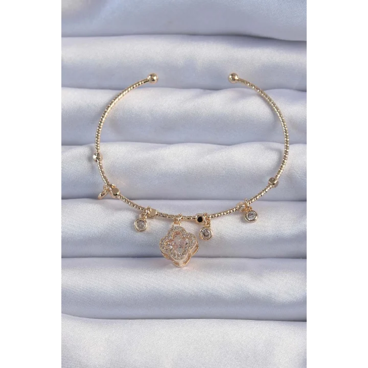 Mey İthalat® Pirinç Altın Renk Zirkon Taşlı Yonca Model Charm Bileklik