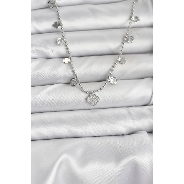 Mey İthalat® Pirinç Gümüş Renk Yonca Model Kadın Kolye