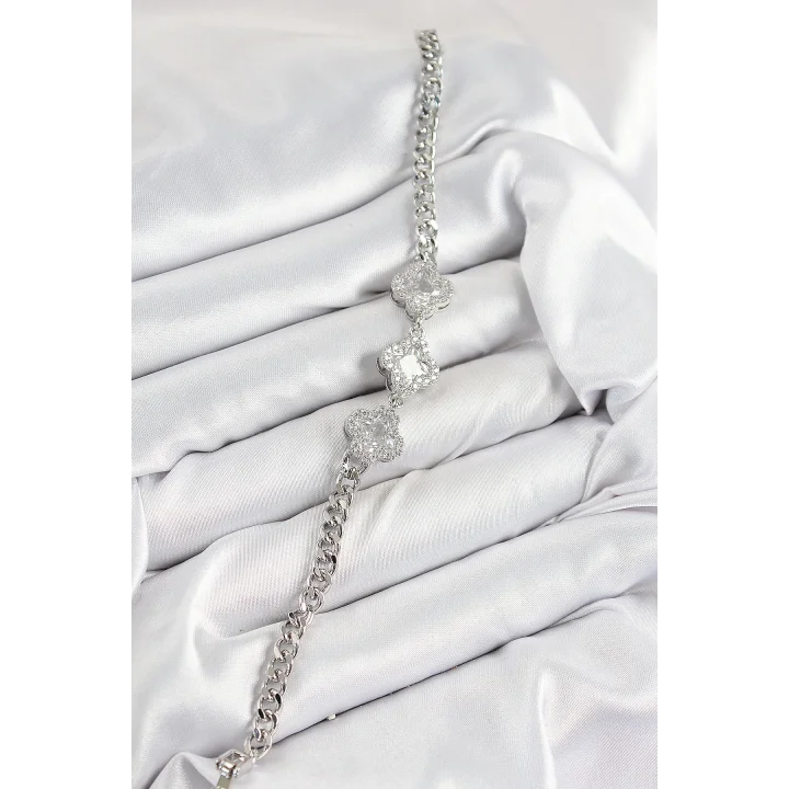 Mey İthalat® Pirinç Zirkon Taşlı Yonca Model Gümüş Renk Kadın Bileklik